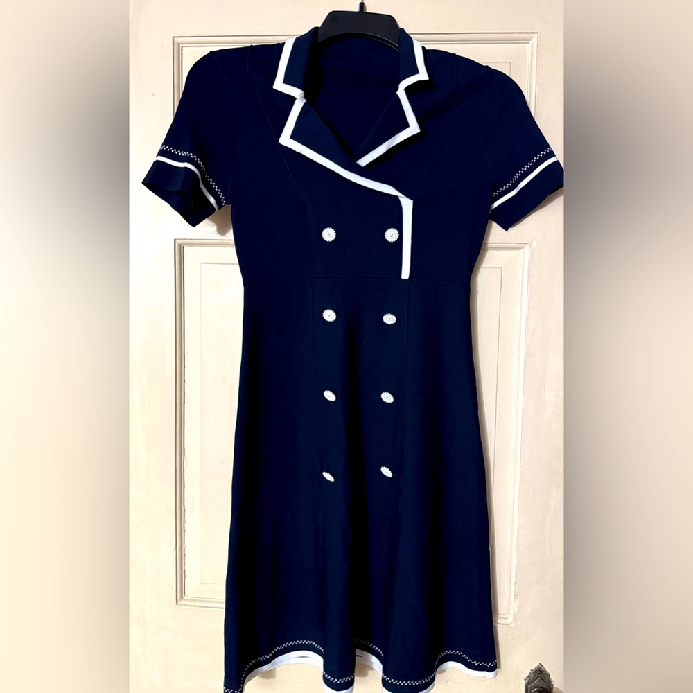 👠🗓️📎 🥂BACK TO WORK & LOOKING GREAT_Tailored Blue/White Styled Dress- Sz-M~Mint